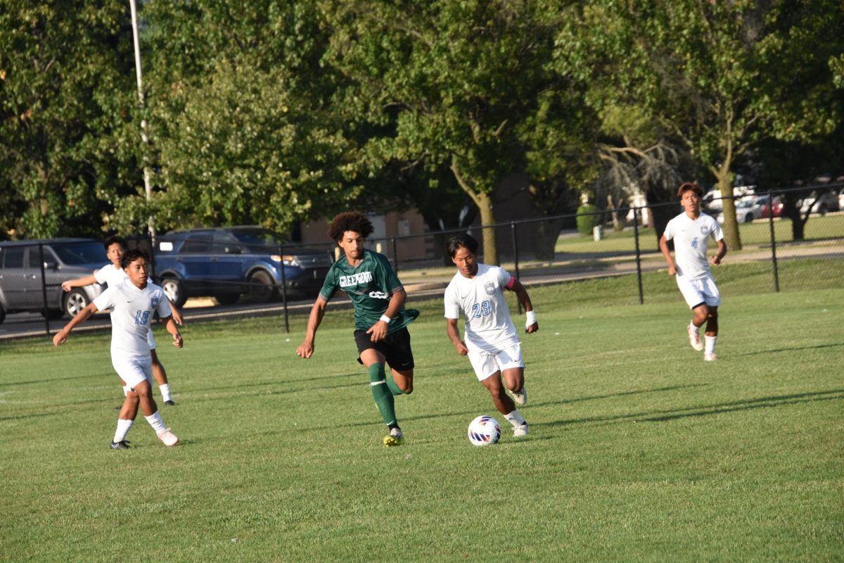 Boys soccer kicks off new season