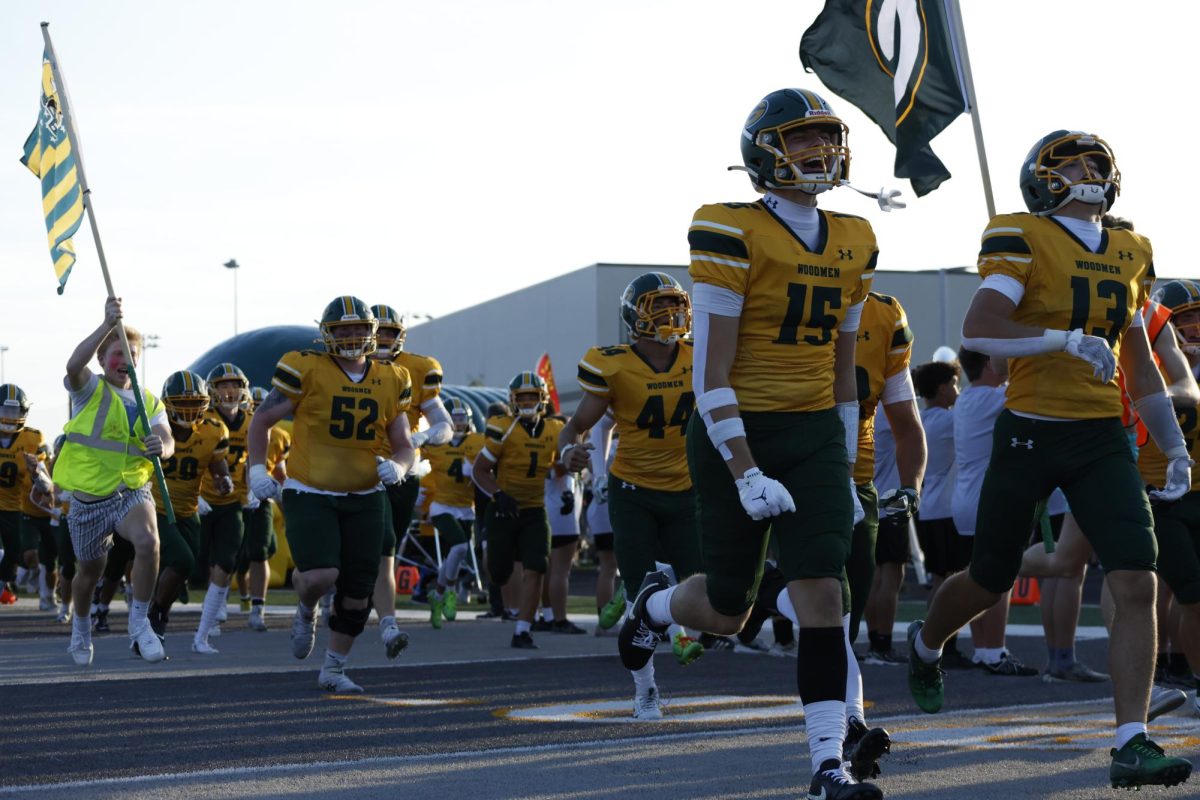 Woodmen go bird hunting